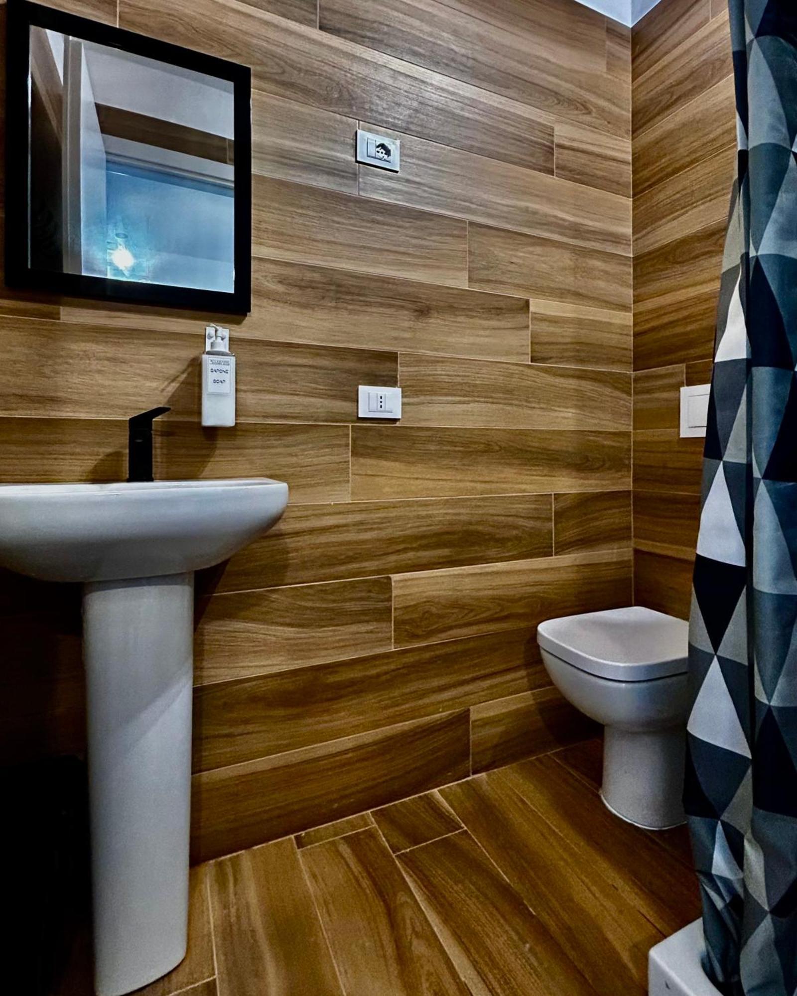 Couette-café Con Bagno Privato 05 Milan